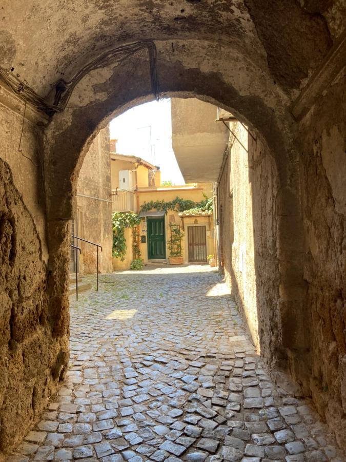Platea Cavour Villa Sutri Buitenkant foto