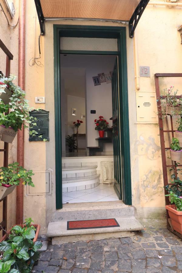 Platea Cavour Villa Sutri Buitenkant foto